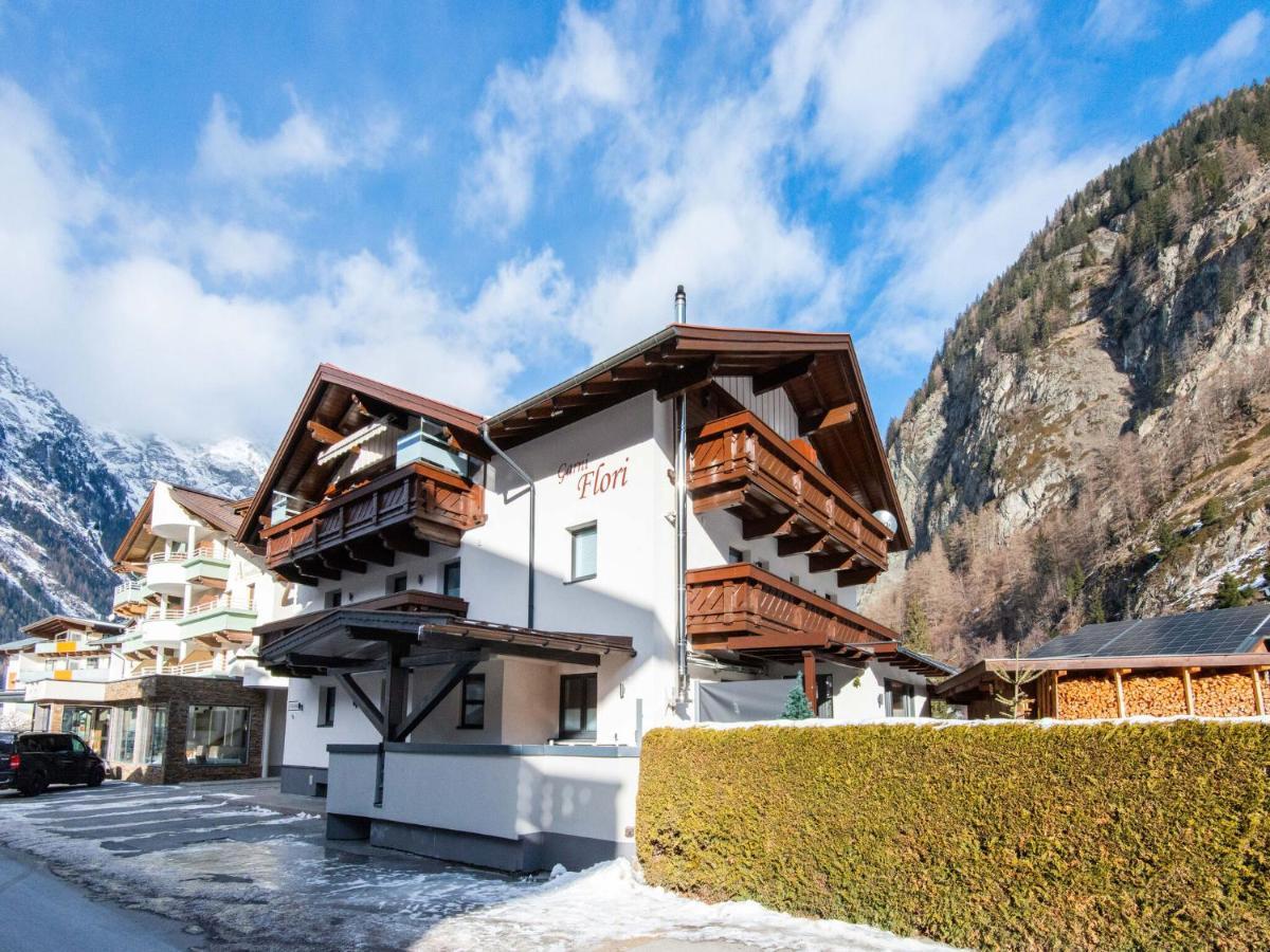 Garni Flori Villa Längenfeld Exterior photo
